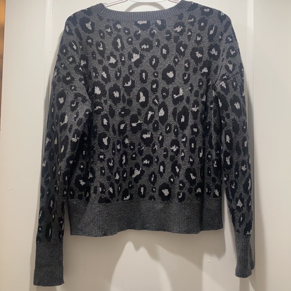 Lucky Brand Leopard Sweater - Picture 2 of 3